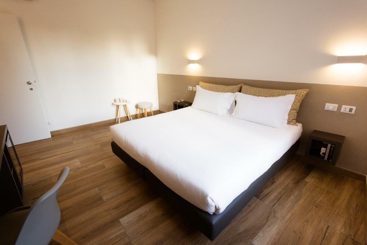 Sarzana'S Rooms Extérieur photo